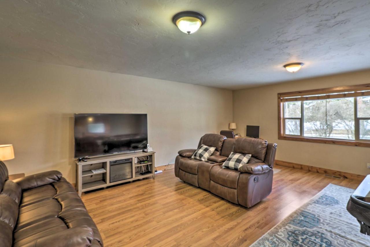 Columbia Falls Private Retreat Pool Table And Deck! Exterior foto